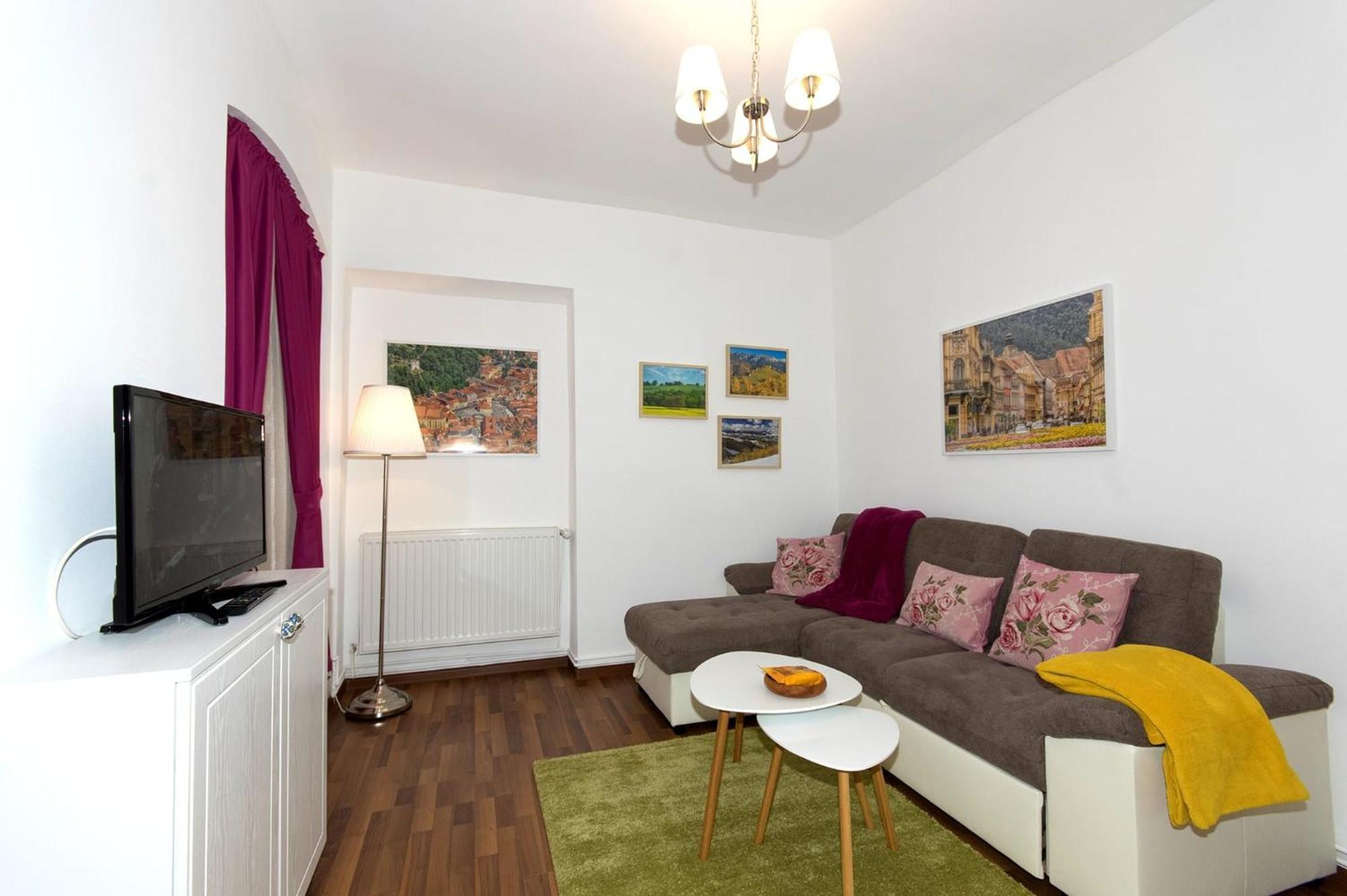 John Residence Apartment Brasov With Parking Option מראה חיצוני תמונה