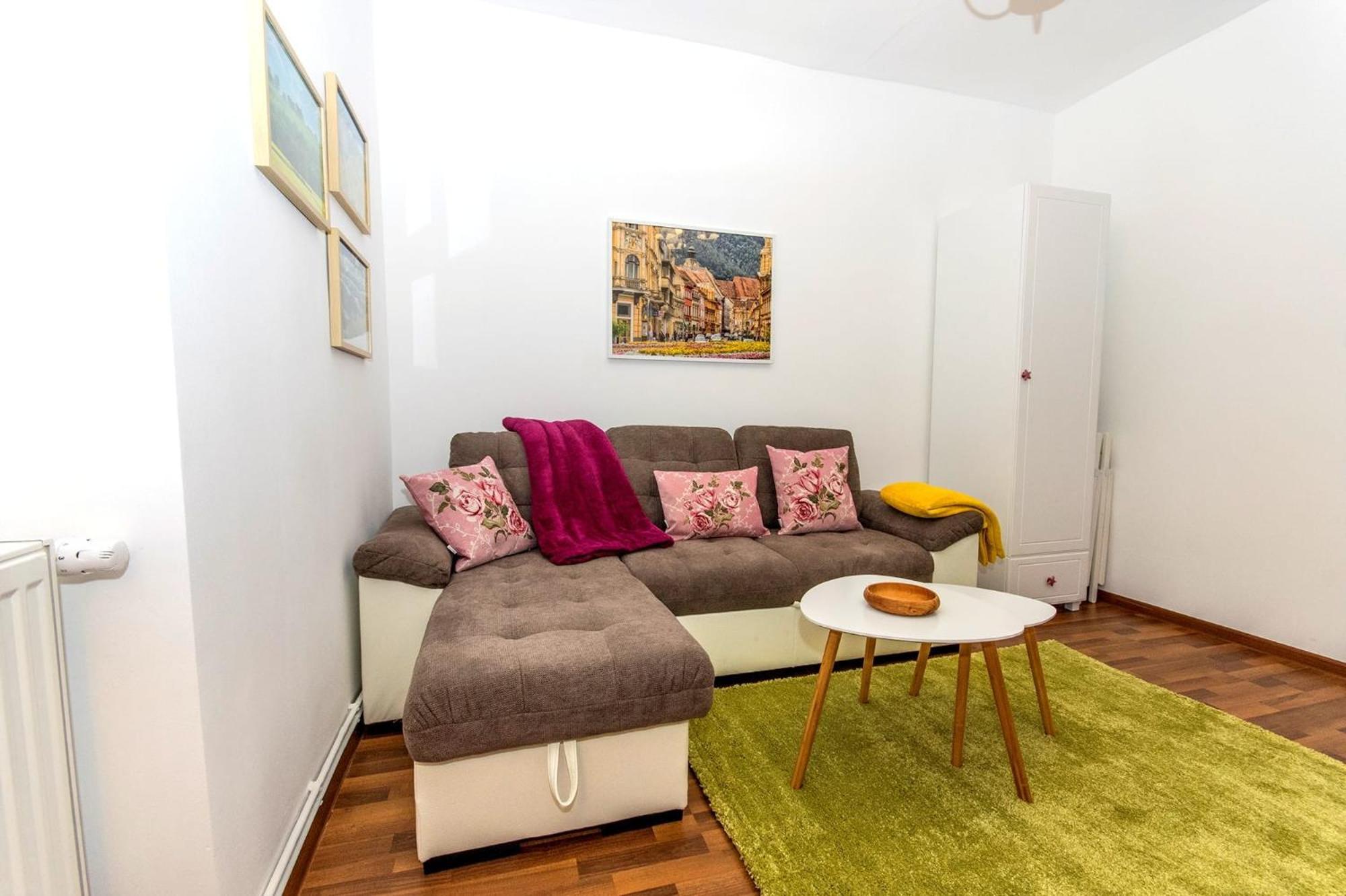 John Residence Apartment Brasov With Parking Option מראה חיצוני תמונה