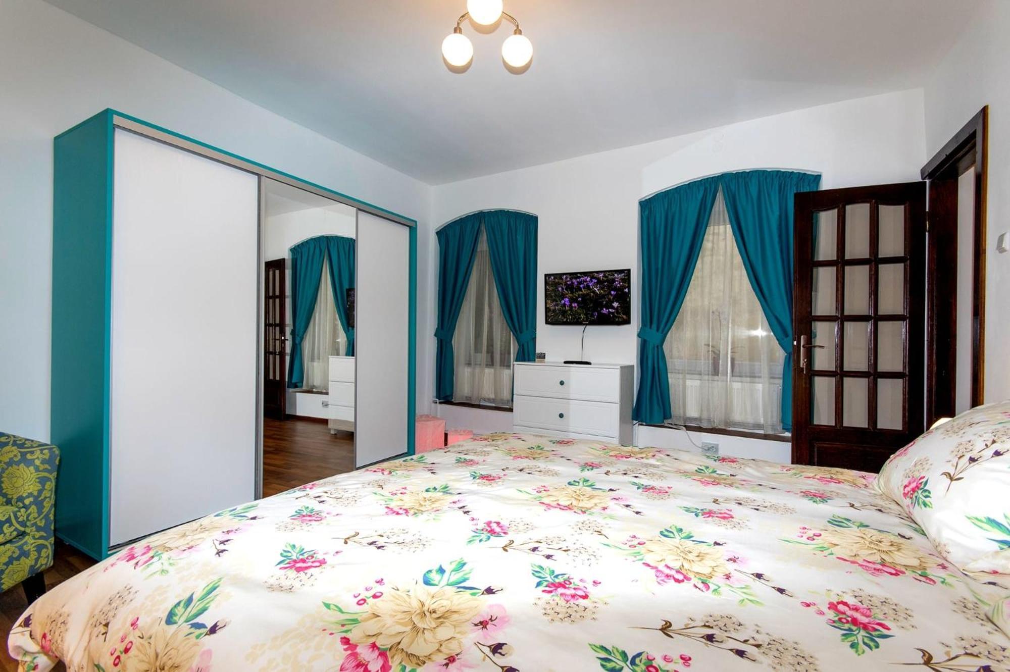 John Residence Apartment Brasov With Parking Option מראה חיצוני תמונה