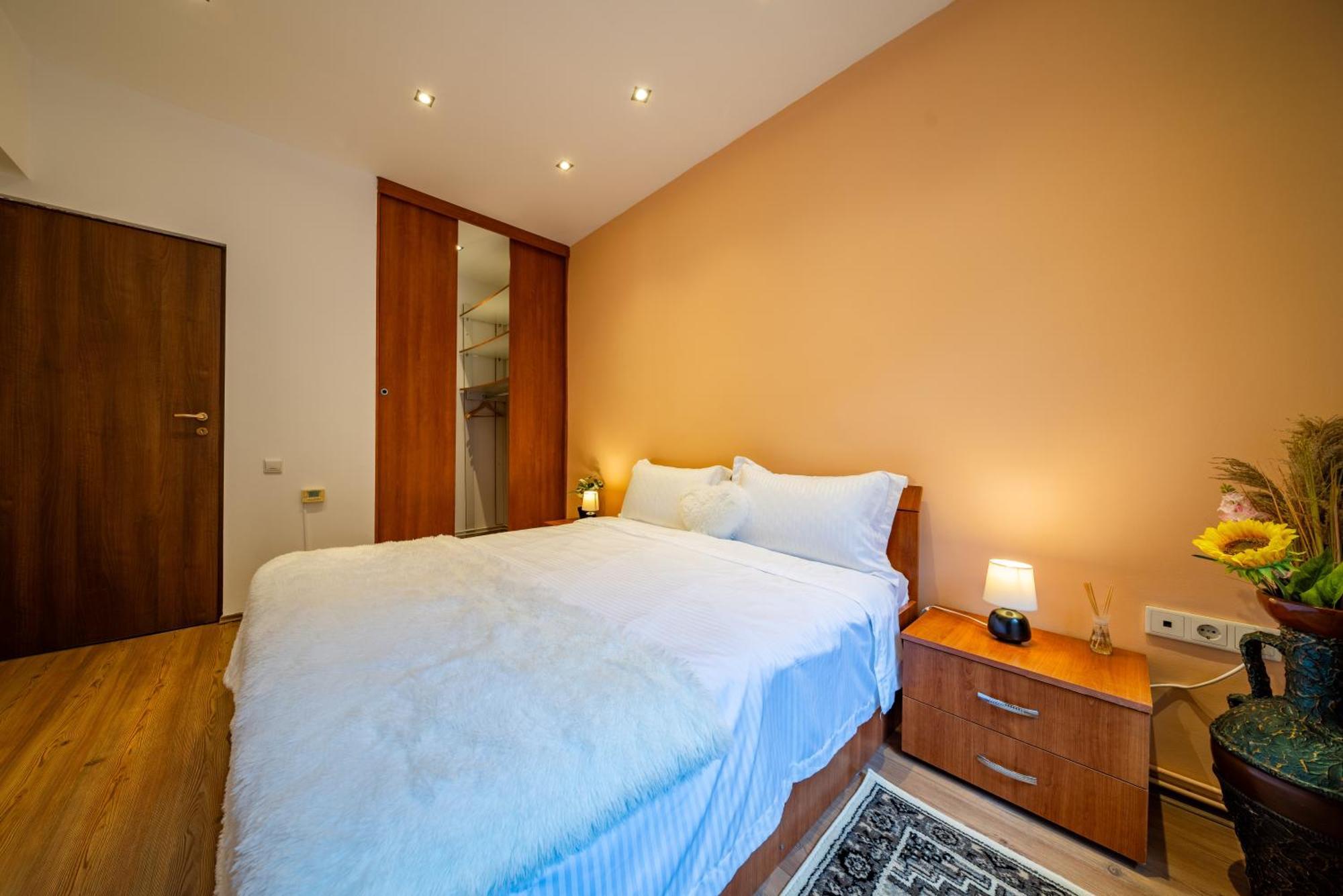 John Residence Apartment Brasov With Parking Option מראה חיצוני תמונה